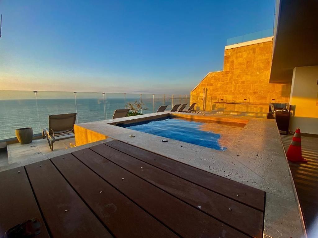Centro De Convenciones De Americas Con Salida A Playa 2br Wifi Apartment