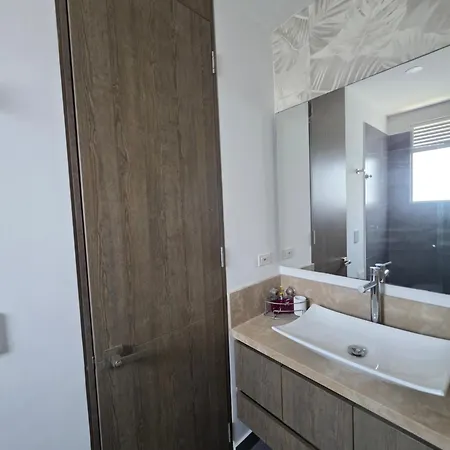 Centro De Convenciones De Americas Con Salida A Playa 2br Wifi Apartment Cartagena
